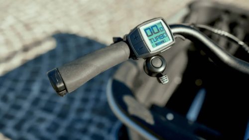 Elektromos rásegítés 25 km/h-ig