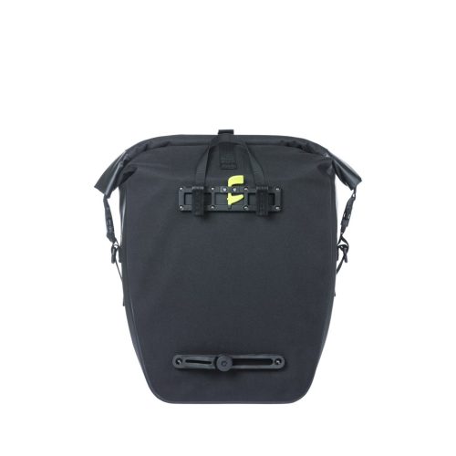 Basil egyoldalas táska Navigator Waterproof L, Hook ON, 25-31 l, fekete