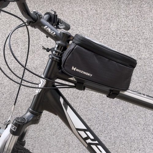 1,5 literes telefontartó, akár 6,5" képernyőméretig
